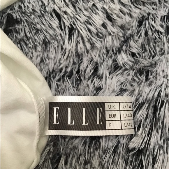 New ‘Elle’ top worn as a top or under a garment - Picture 7 of 8